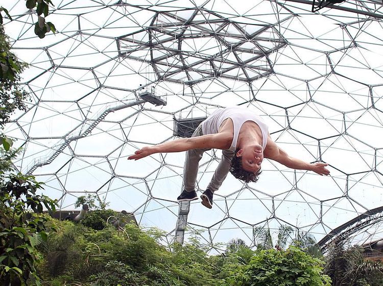 Deretan Aksi Parkour yang Bikin Deg-degan!