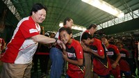 Liem Swie King mengoleksi tiga gelar juara All England (1978, 1979, 1981). (dok. PB Djarum).