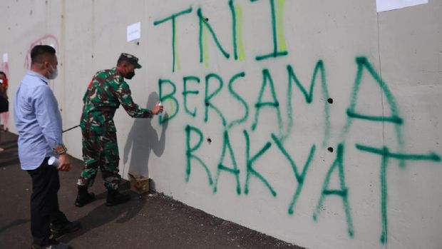 Grafiti Percantik Jembatan Kedungkandang, Netizen Punya Penilaian Lain