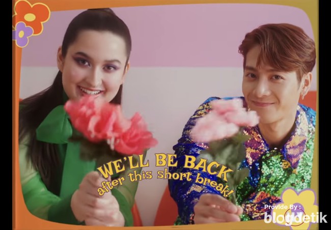 Sebelum berkolaborasi dengan Afgan, Jackson Wang pernah duet dengan putri Titi DJ. Ia dan Stephanie Poetri menyanyikan lagu ‘I Love You 3000’ versi terbaru. Foto: dok. YouTube 88rising