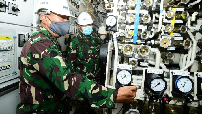 Kapal Selam Alugoro-405