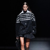 Fashion show Valentino untuk koleksi fall 2021.  Foto: dok. Salvatore Dragone / Gorunway/Valentino.