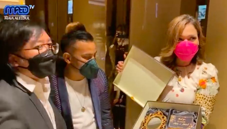 Maia Estianty Ungkap Isi Suvenir Lamaran Aurel-Atta