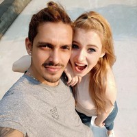 Baru kali ini saya bingung dengan bahasa saya sendiri, komentar salah seorang netizen. Pagi-pagi dibikin bengek sama mba bule, tambah netizen lain. Plis capek banget gua nahan bengek tengah malam, komentar netizen lain. Bener-bener kalo sama ka Natasya, jadi susah memahami bahasa sendiri, komentar netizen lainnya. Foto: Robby Shine