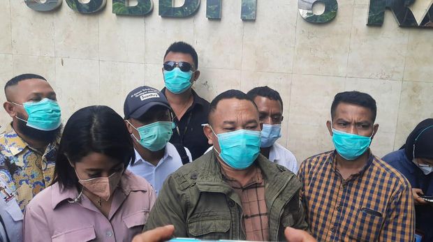 Pengacara beberkan penangkapan Cynthiara Alona di kasus prostitusi online.