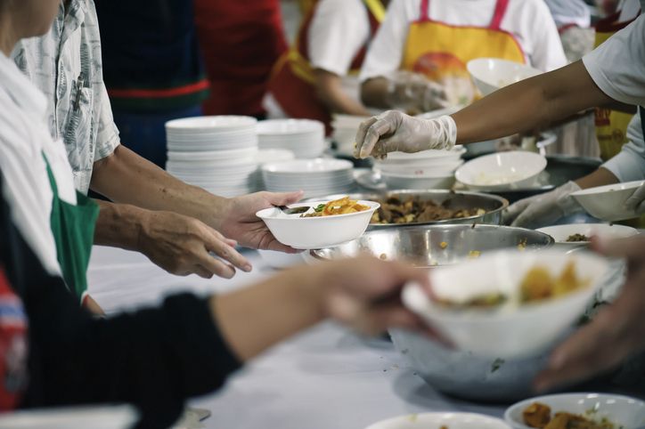 Miris, Puluhan Nasi Kotak untuk Donasi Terbuang Begitu Saja
