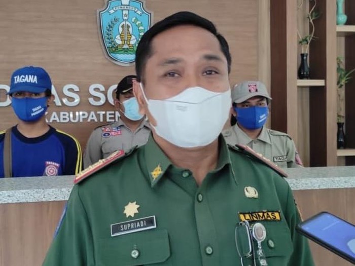 Selama pandemi COVID-19 tahun 2020, Pemkab Ponorogo memberikan bantuan makanan kepada warga yang melakukan isolasi mandiri. Namun memasuki 2021, bantuan tersebut kini dihentikan.