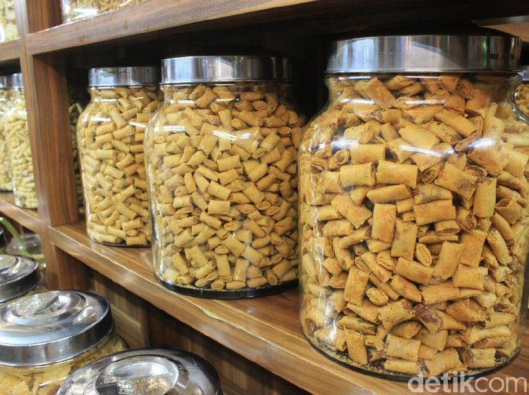 Belanja Kue Kering dan Snack Murah untuk Lebaran di Pasar Mayestik