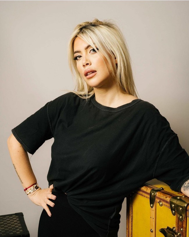 Dia seharusnya mencoba (bercinta) sebelum pertandingan. Tapi Mauro sangat profesional dan tidak akan melakukan apapun sebelum pertandingan, ucap Wanda dalam sebuah wawancara tahun lalu.  Foto: Dok. Instagram/@wanda_icardi