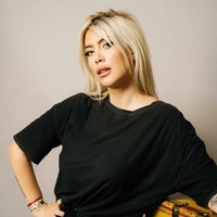 Dia seharusnya mencoba (bercinta) sebelum pertandingan. Tapi Mauro sangat profesional dan tidak akan melakukan apapun sebelum pertandingan, ucap Wanda dalam sebuah wawancara tahun lalu.  Foto: Dok. Instagram/@wanda_icardi