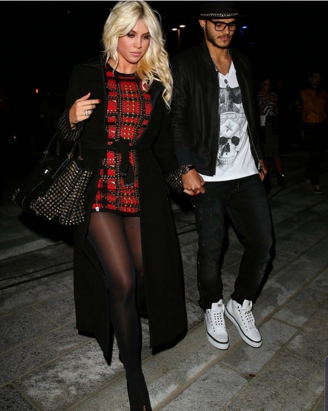 Menikah sejak 2014, hubungan Wanda dan Mauro penuh kontroversi. Sebelumnya, Wanda menikah dengan pesepakbola Maxi Lopez. Keduanya bercerai di 2013 karena perselingkuhan Wanda dan Mauro terbongkar.  Foto: Dok. Instagram/@wanda_icardi