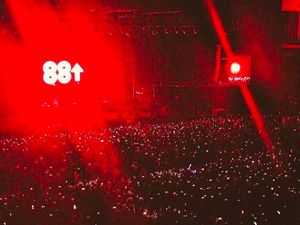 Dianggap Sentuh Isu Rasis, 88rising Minta Maaf