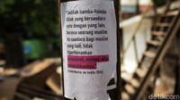 Salah satu anggota Forum Solidaritas Pancoran Bersatu, Febrina Monica, mengatakan bentrokan pada Rabu (17/3) kemarin terjadi setelah warga meminta ekskavator untuk keluar dari PAUD. Warga meminta agar PAUD tidak dirobohkan.