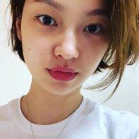 Choi Yu Hwa merupakan aktris yang mengawali kariernya sebagai model. Ia bahkan pernah memenangkan penghargaan the Fashion Model Award di 2005.Foto: Instagram @choiyuhwa