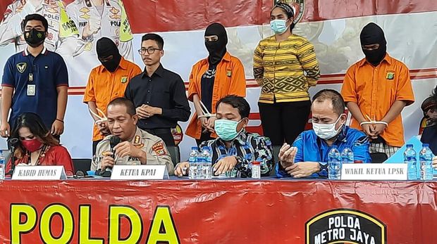 Cynthiara Alona disebut menyediakan hotelnya sebagai tempat prostitusi anak di bawah umur.