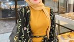 Herlin Kenza Si Barbie Aceh Saat Pamer Kue hingga Beli Rambutan