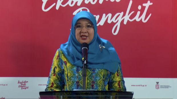 Juru Bicara Vaksinasi COVID-19 dari Kementerian Kesehatan, dr. Siti Nadia Tarmizi, M.Epid, memberikan keterangan pers mengenai perkembangan terkini terkait vaksin COVID-19 dari AstraZeneca. (Tangkapan Layar Youtube Sekretariat Presiden)