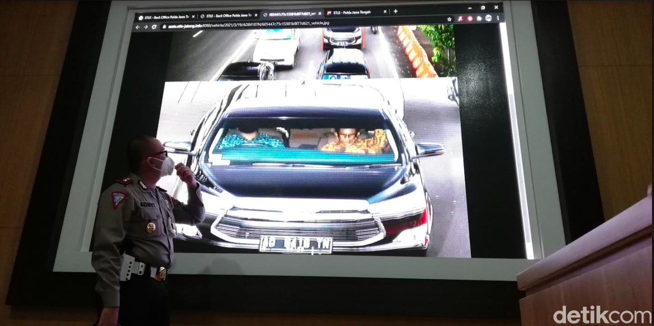 Kamera ETLE diterapkan di Solo, Jawa Tengah.