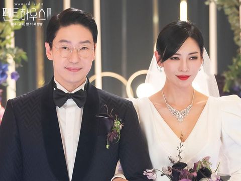 Kim So Yeon dan Uhm Ki Joon di The Penthouse 2