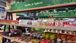 Foto: Berburu Produk Lokal Kekinian di M Bloc Market