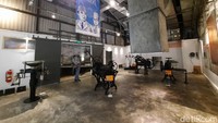 Di sebelah Creative Hall ini juga ada Galeri Museum Peruri. Di sana traveler dapat melihat koleksi alat pencetak dan penghitung uang milik Peruri. Foto: Putu Intan/detikcom