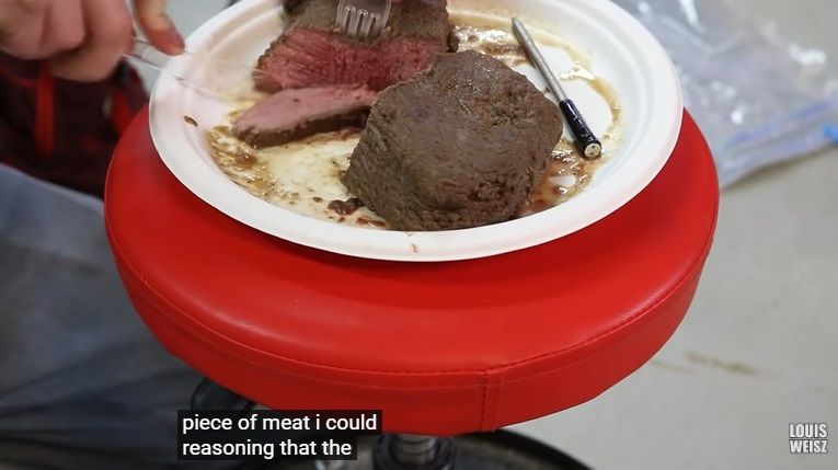 masak daging steak dengan cara dipukul selama 8 jam