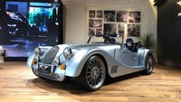 tepat hari ini Jumat (19/3/2021) di New Concept Showroom, TDA Luxury Toys, Morgan Motor Company mengangkat bendera perang untuk bisa ikut bersaing memenang persaingan mobil mewah di Indonesia. Foto: dok. Morga Motor Company Indonesia