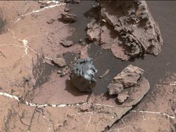 Foto-foto Terbaik Planet Mars Jepretan NASA