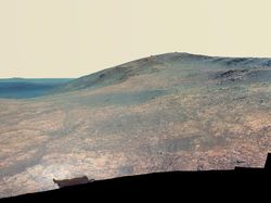 Foto-foto Terbaik Planet Mars Jepretan NASA