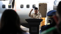 Menhan Prabowo dalam sambutannya mengatakan bahwa penyerahan Pesawat CN235-220 MPA kepada AU Republik Senegal ini patut dibanggakan karena pesawat kali ini adalah pesawat ketiga yang dibeli oleh negara tersebut.