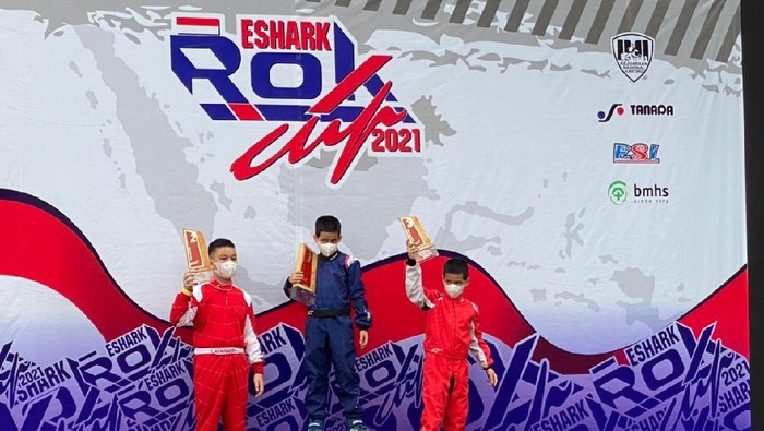 Rasyad-Rasyid Hilabi dapat dua podium teratas di dua seri awal EShark Rok Cup Indonesia pekan lalu