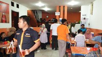 Alamat Bakso Solo Kidul Pasar: Jl. A. Yani No.57, Purwodadi, Kec. Blimbing, Kota Malang, Jawa Timur 65126.