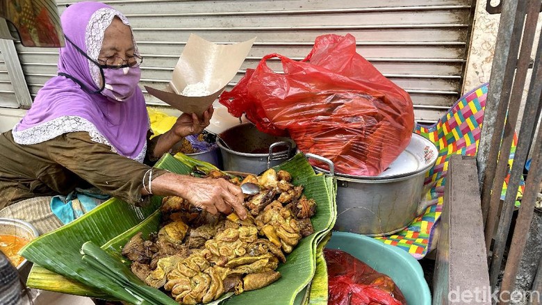 Rekomendasi 4 Wisata Kuliner di Malang Menurut Warga Lokal Rekomendasi 4 Wisata Kuliner di Malang Menurut Warga Lokal