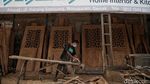Semangat Perajin Mebel Demak di Tengah Pandemi