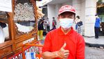 Enak Banget! Bakso Pak De BCA Puri yang Selalu Diantre Pembelinya