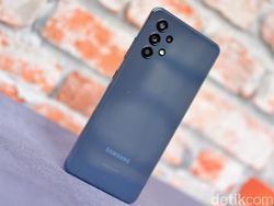 Galaxy A32 Awesome Black, Tampilan Premium Harga Tak Sampai Rp 4 Juta