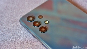 Komposisi kamera belakang terdiri dari 64 MP (wide), 8 MP (ultra-wide), 5 MP (makro), 5 MP (depth) Foto: Adi Fida Rahman/detikINET