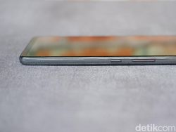 Galaxy A32 Awesome Black, Tampilan Premium Harga Tak Sampai Rp 4 Juta