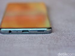 Galaxy A32 Awesome Black, Tampilan Premium Harga Tak Sampai Rp 4 Juta