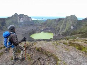 Pesona Gunung Kelud dan Dua Kampung Wisata di Lerengnya