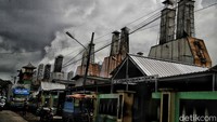 Kisah dari sentra pengasapan ikan ini menjadi satu dari kumpulan kisah dalam program Jelajah UMKM ke beberapa wilayah di Indonesia.