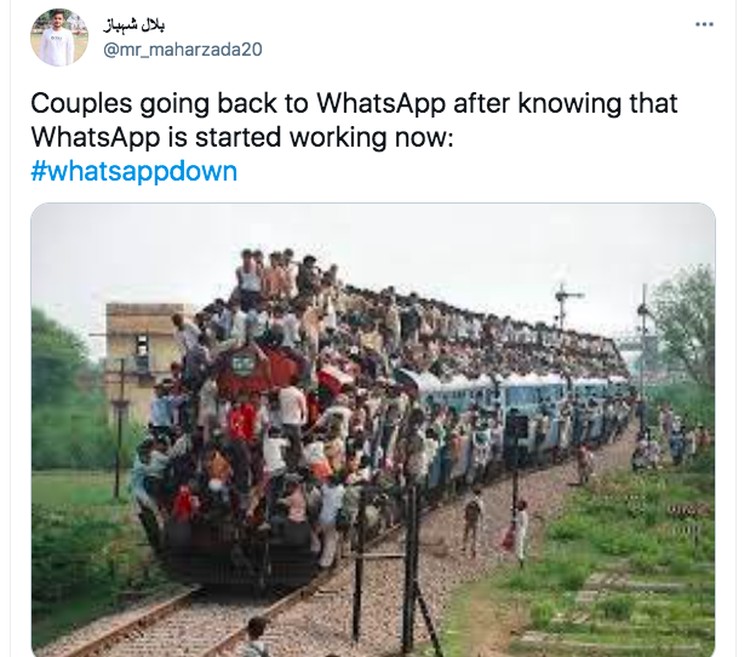 Meme WhatsApp down