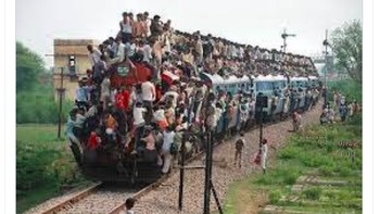 Setelah kembali pulih, pengguna pun balik lagi menggunakan WhatsApp. Foto: Twitter