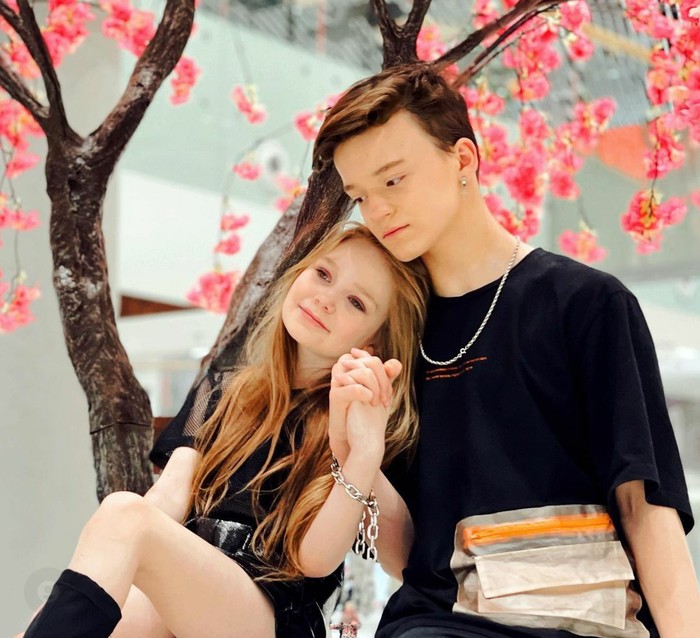 Mila Maxanets, Pavel Pai Mila Maxanets dan Pavel Pai, pasangan di bawah umur menikah
