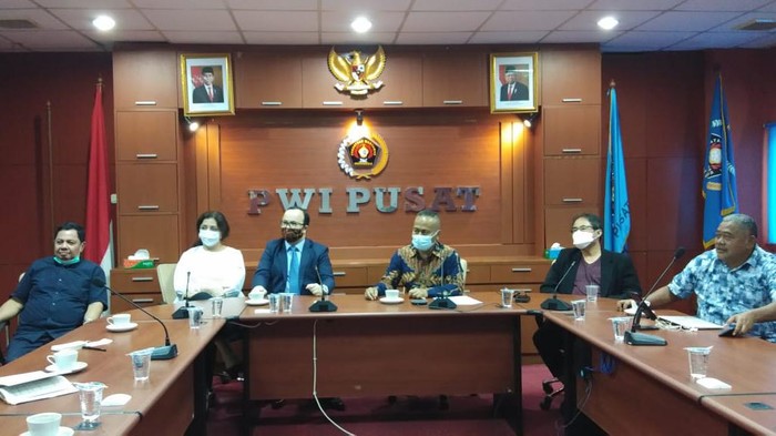 Duta Besar Azerbaijan untuk Republik Indonesia alal Mirzayev datang menemui Ketua Umum Persatuan Wartawan Indonesia (PWI) Pusat Atal S. Depari