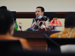 Plt Gubernur Sulsel Bolehkan Warga Ziarah ke Makam COVID, Ini Syaratnya