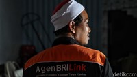 Transaksi yang dilakukan Solikhin bermacam-macam mulai dari tarik tunai, transfer, hingga pembayaran pernikahan. Kemudian fee dari BRI sendiri hampir Rp 2-3 jutaan.