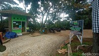 Lokasi Pijar Park berada di lereng Gunung Muria, tepatnya di Desa Kajar Kecamatan Dawe. Lokasi tidak susah dijangkau, sebab satu arah saat menuju ke Makam Sunan Muria yang berada di Desa Colo Kecamatan Dawe. (Dian Utoro Aji/detikcom)