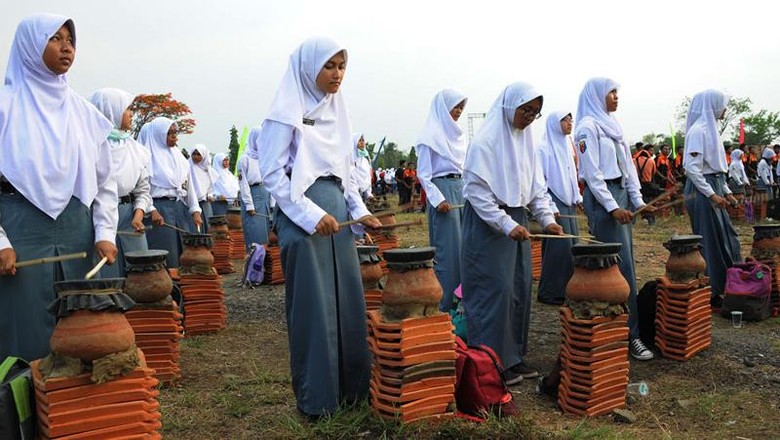  Majalengka  Punya Festival Khusus Genteng  Rumah