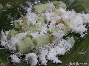 Puthu Lanang Sudah 114 Tahun Jual Jajan Pasar Premium di Malang